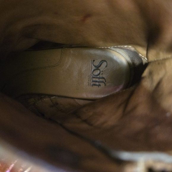 HANDCRAFTED Upcycled Leather Boots HANDPAINTED Size 9M Ankle Bootie Wearable Art - Picture 13 of 16